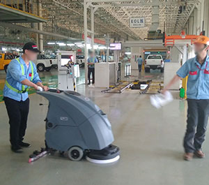 江西五十铃汽车有限企业车间采购使用X750手推式洗地机